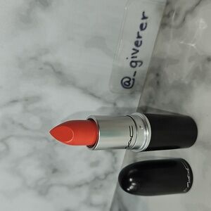 TROPIC TONIC NWOB Matte Lipstick MAC